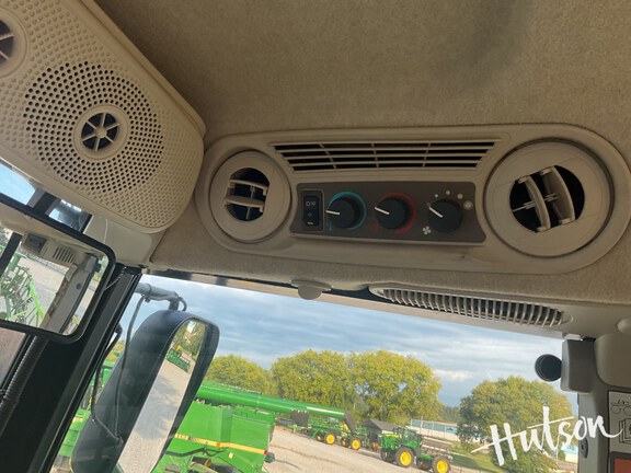 Photo of 2017 John Deere R4023