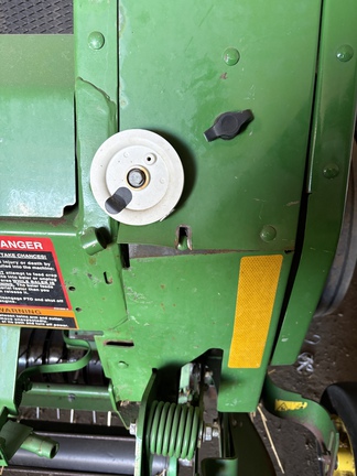 Used 2018 John Deere 560M Round Balers at Horizon Ag & Turf in Lloydminster, AB - Photo5