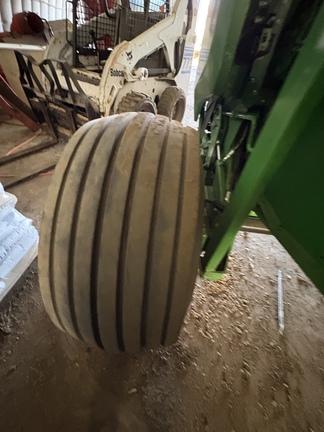 Used 2018 John Deere 560M Round Balers at Horizon Ag & Turf in Lloydminster, AB - Photo6