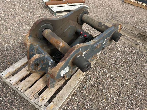 2022 JRB 380CPLR