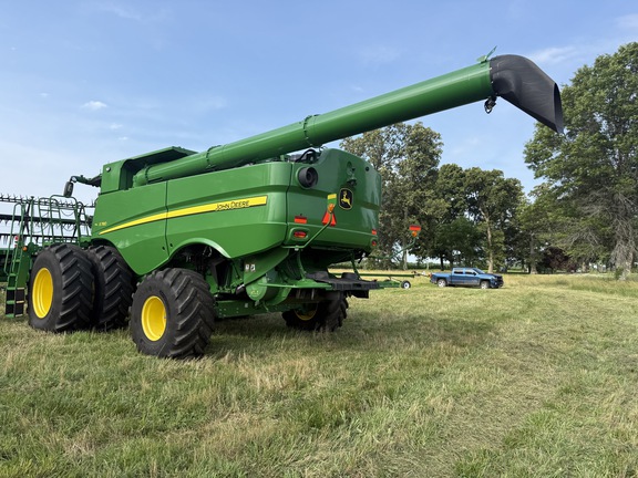 Photo of 2024 John Deere S780