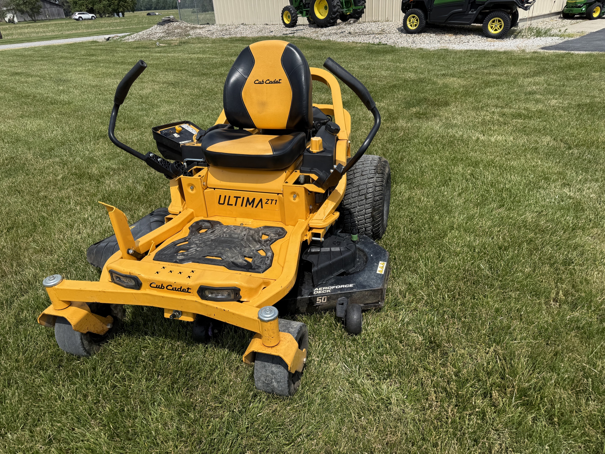 2019 Cub Cadet ZT1 50 Image 2