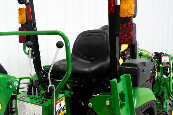 New In-Stock 2026 John Deere 1025R Compact Utility Tractors at Koenig Equipment in Knightstown, IN - Photo8