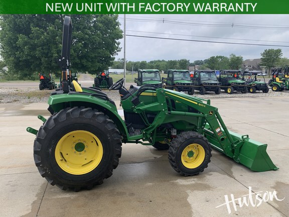 Photo of 2025 John Deere 4066M