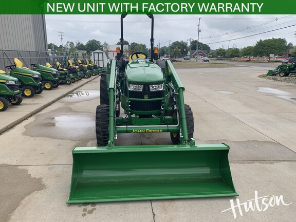 Photo of 2025 John Deere 4066M