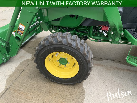 Photo of 2025 John Deere 4066M