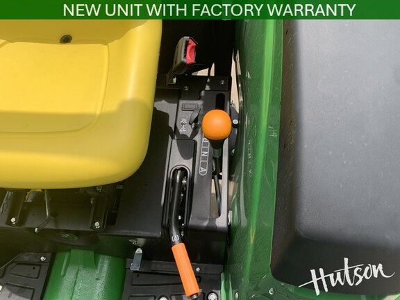 Photo of 2025 John Deere 4066M