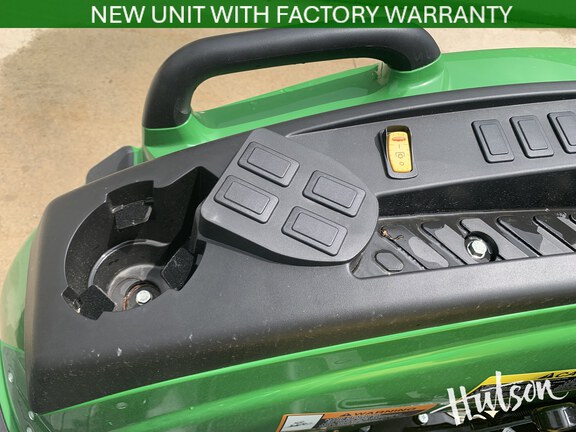 Photo of 2025 John Deere 4066M