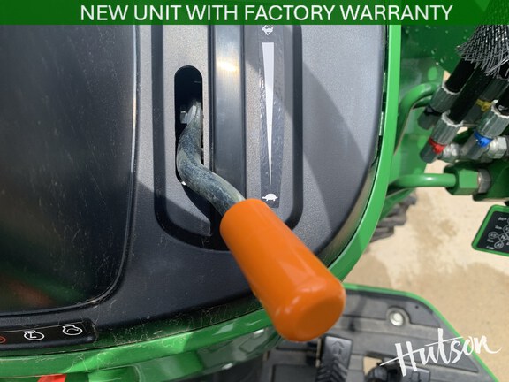 Photo of 2025 John Deere 4066M