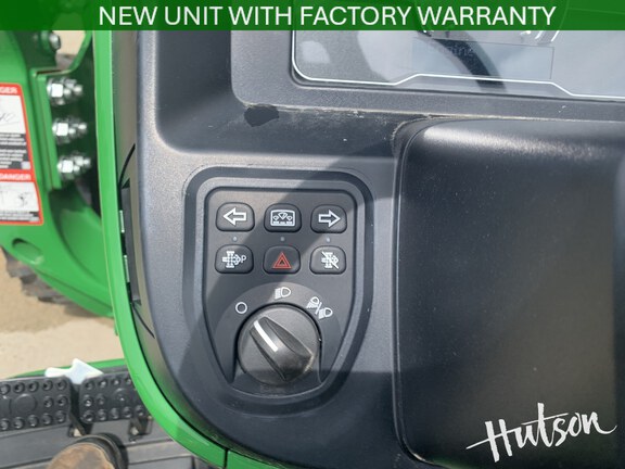 Photo of 2025 John Deere 4066M