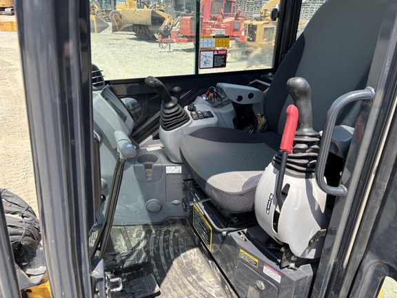 2023 John Deere 35G