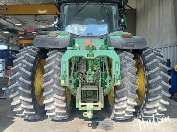 Photo of 2023 John Deere 8R 340