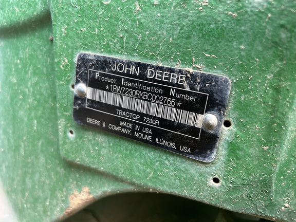 2011 John Deere 7230R (5th thumbnail)