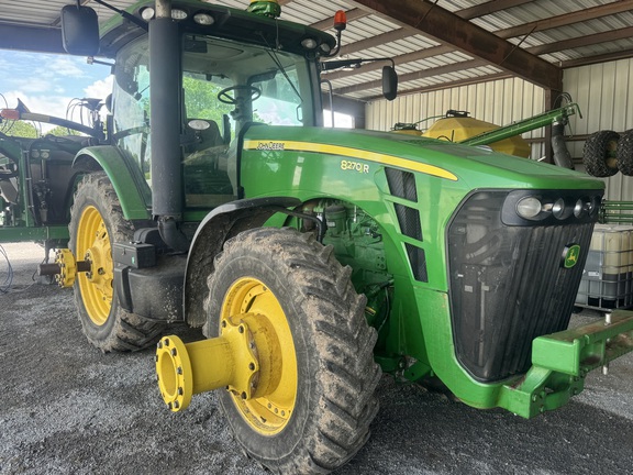 Photo of 2010 John Deere 8270R