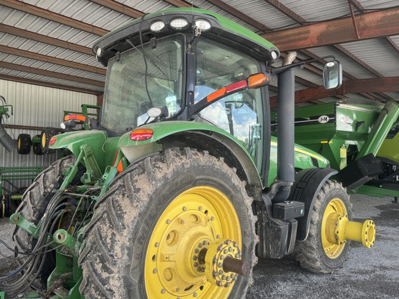 Photo of 2010 John Deere 8270R