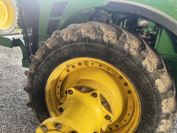 Photo of 2010 John Deere 8270R
