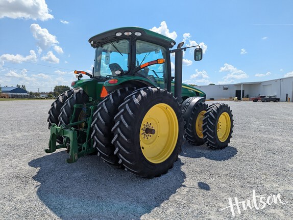 Photo of 2010 John Deere 8270R