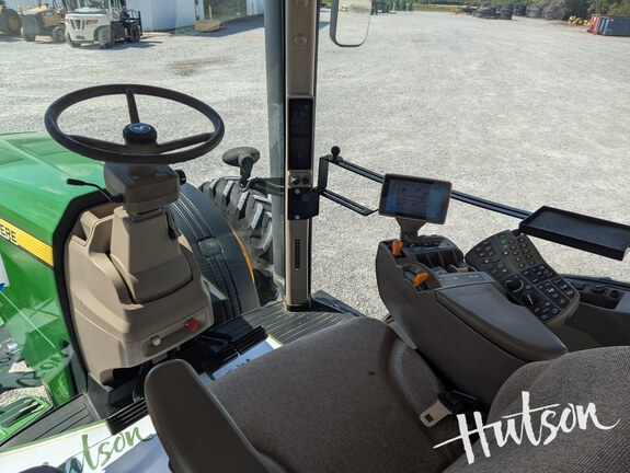 Photo of 2010 John Deere 8270R