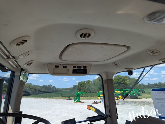 Photo of 2010 John Deere 8270R