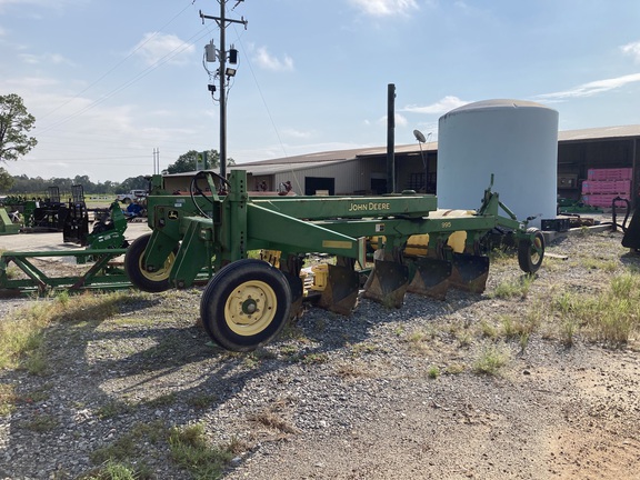 2011 John Deere 995