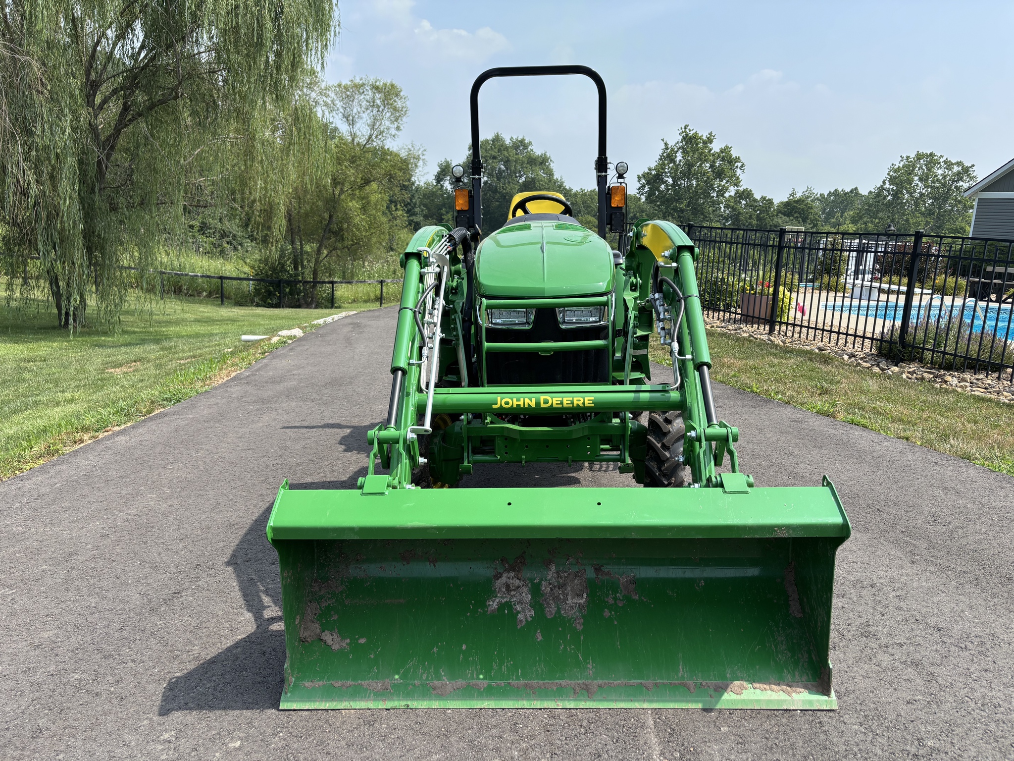 Used 2024 John Deere 3039R Compact Utility Tractors at Koenig Equipment in Oxford, OH - PhotoXL7