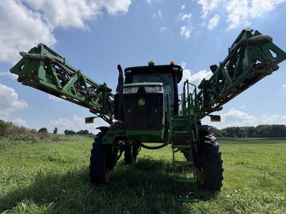 Photo of 2017 John Deere R4038