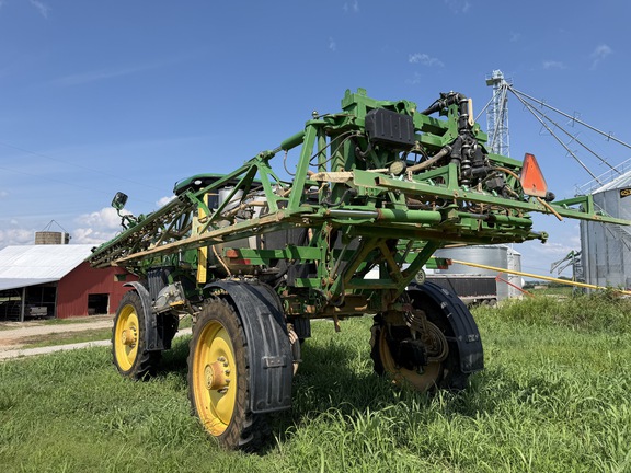Photo of 2017 John Deere R4038