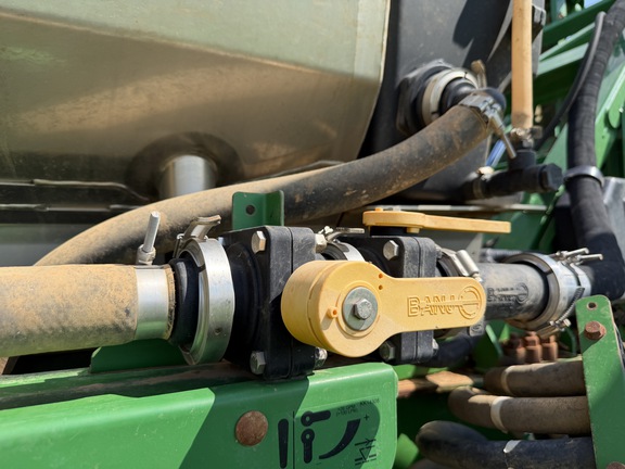 Photo of 2017 John Deere R4038