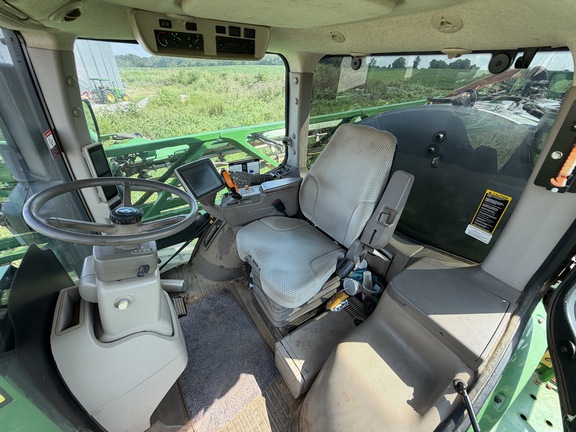 Photo of 2017 John Deere R4038