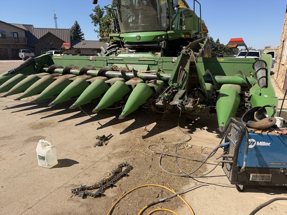  John Deere C12R