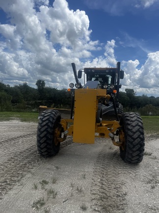 2024 John Deere 620G