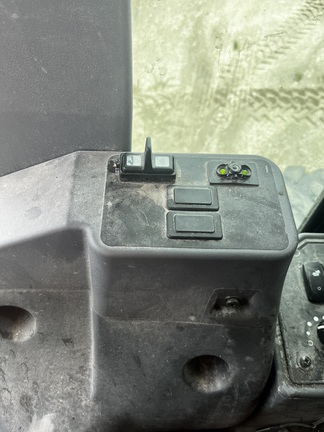 2024 John Deere 620G