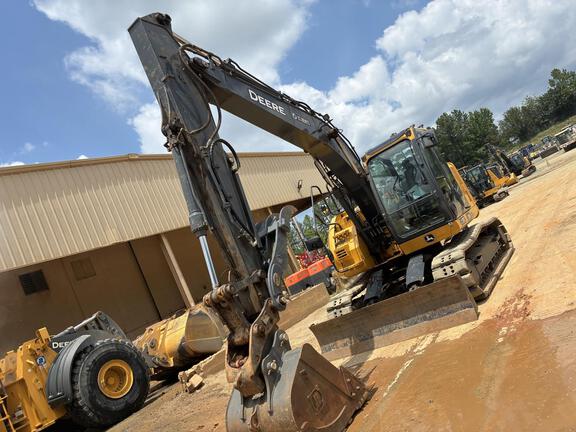 2024 John Deere 135 P