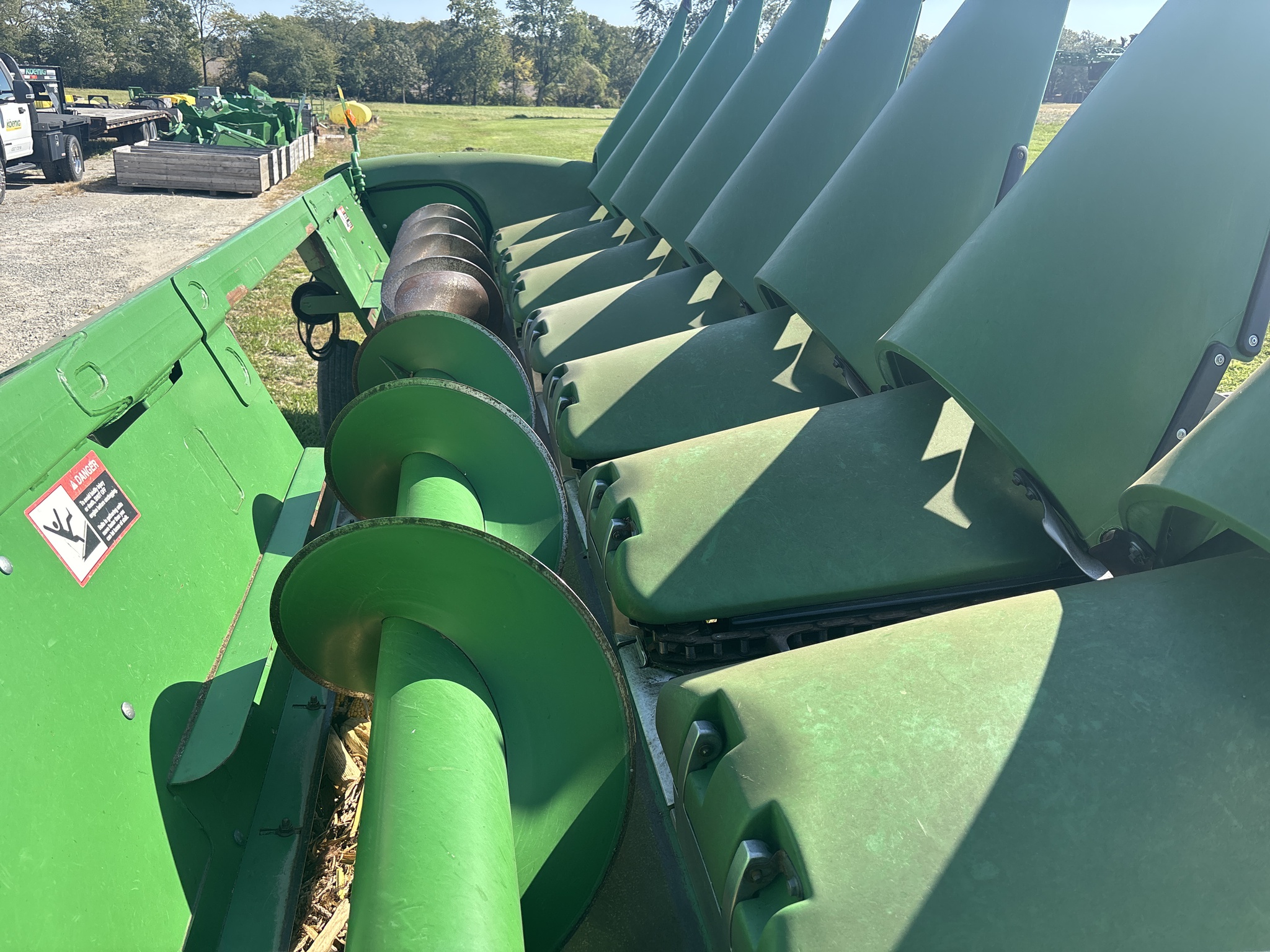 Used 2013 John Deere 608C Corn and Row Crop headers at Koenig Equipment in Anna, OH - PhotoXL2