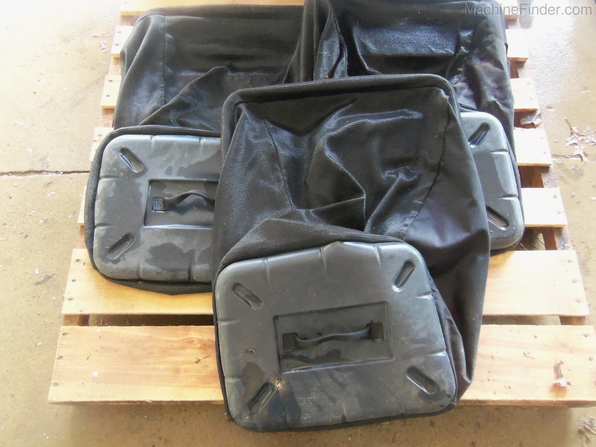 2016 John Deere 3 Bag System Image 4