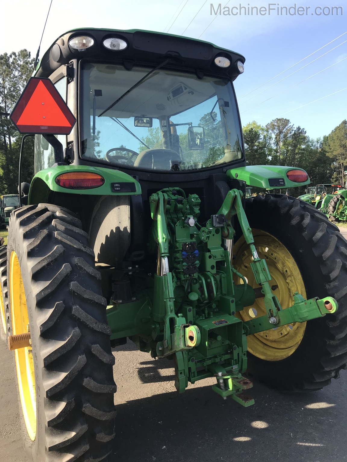2017 John Deere 6145R Image 7