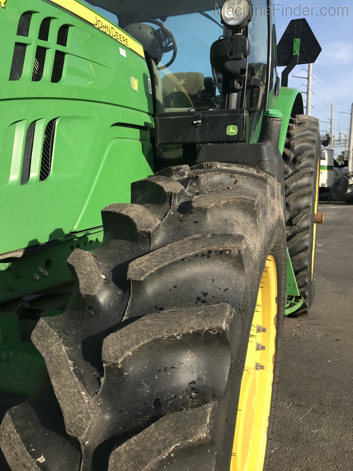 2017 John Deere 6145R Image 6