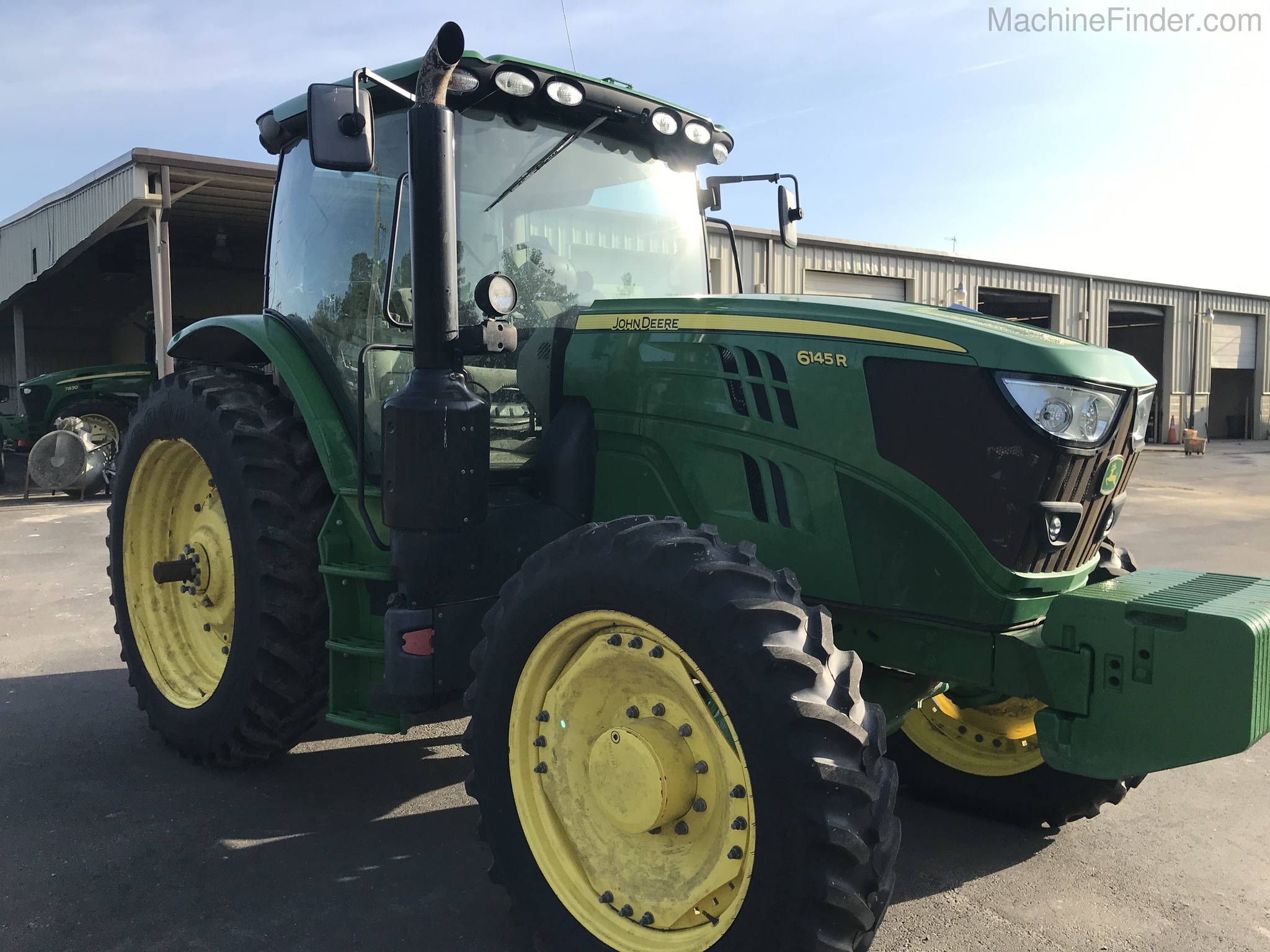 2017 John Deere 6145R Image 10