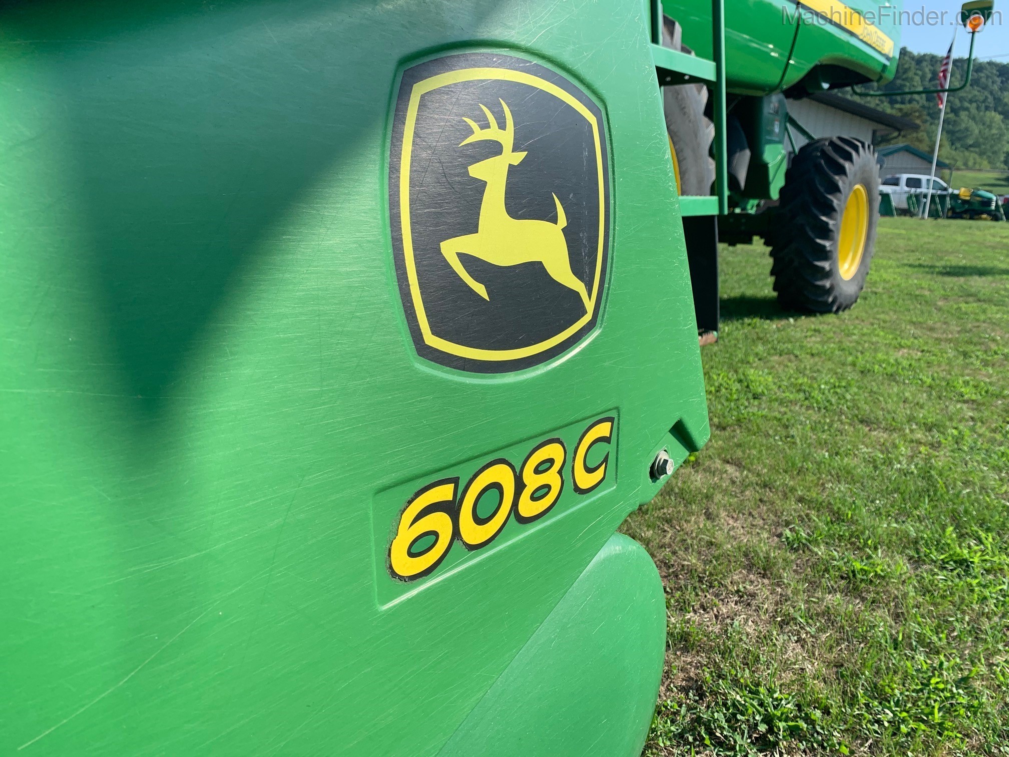 2008 John Deere 608C Image 4