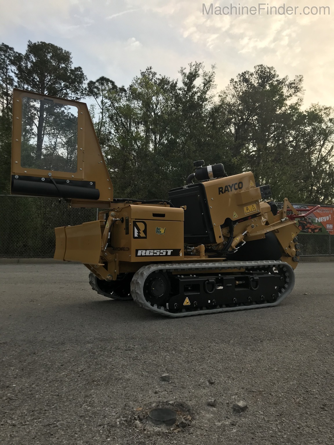 2020 Rayco RG55T-R TRAC Image 3