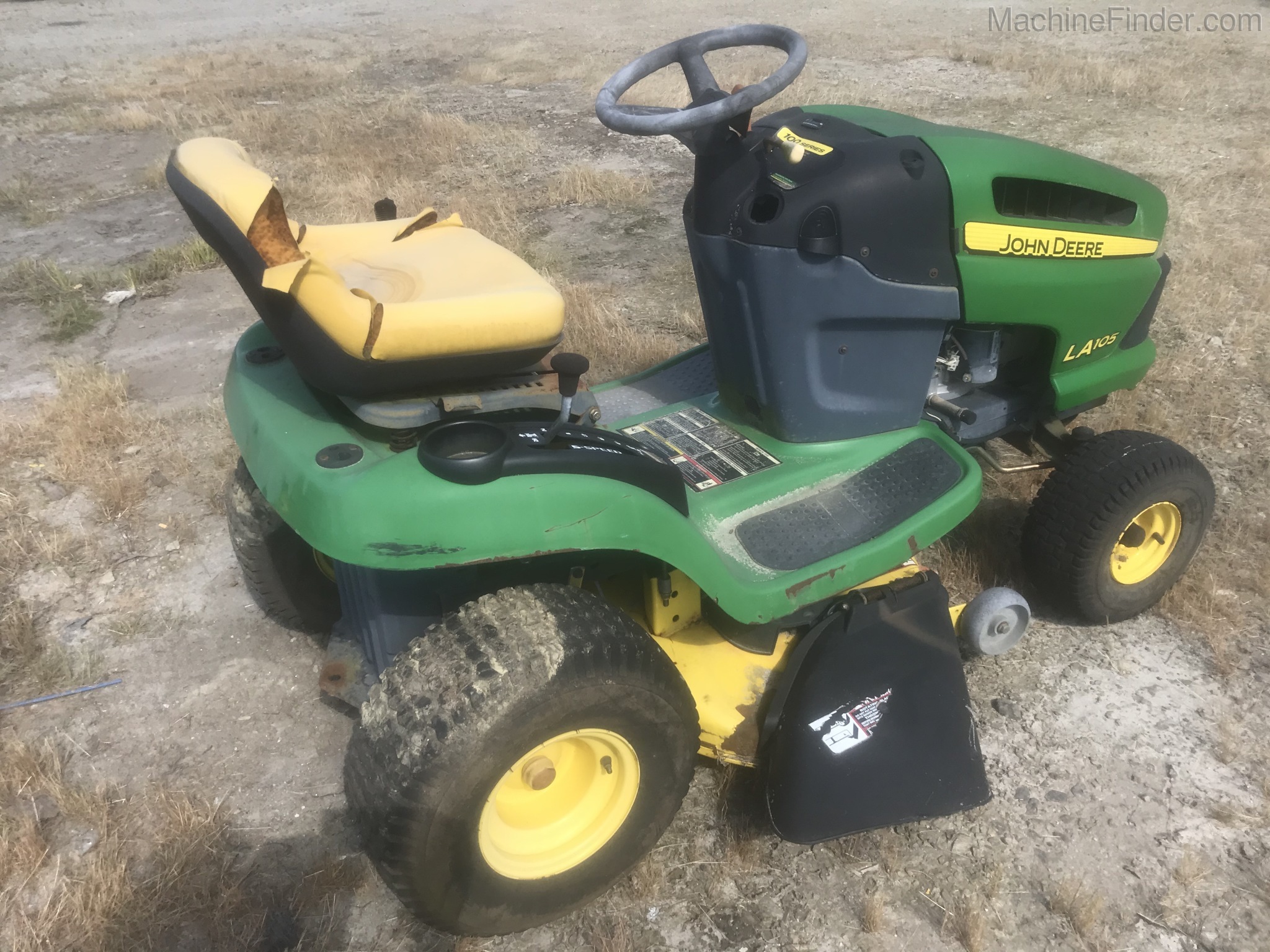 2010 John Deere LA105 Image 4