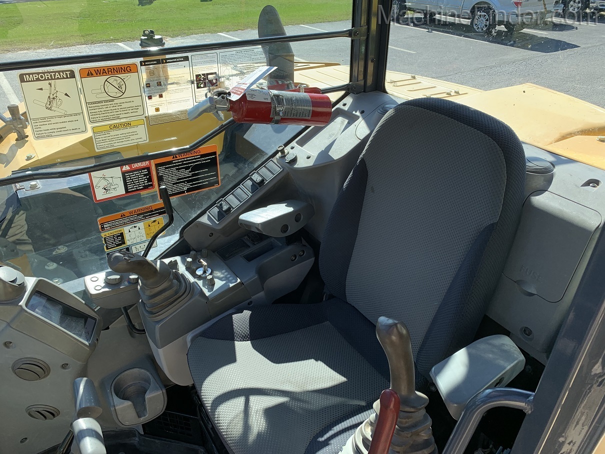 2015 John Deere 85G Image 11