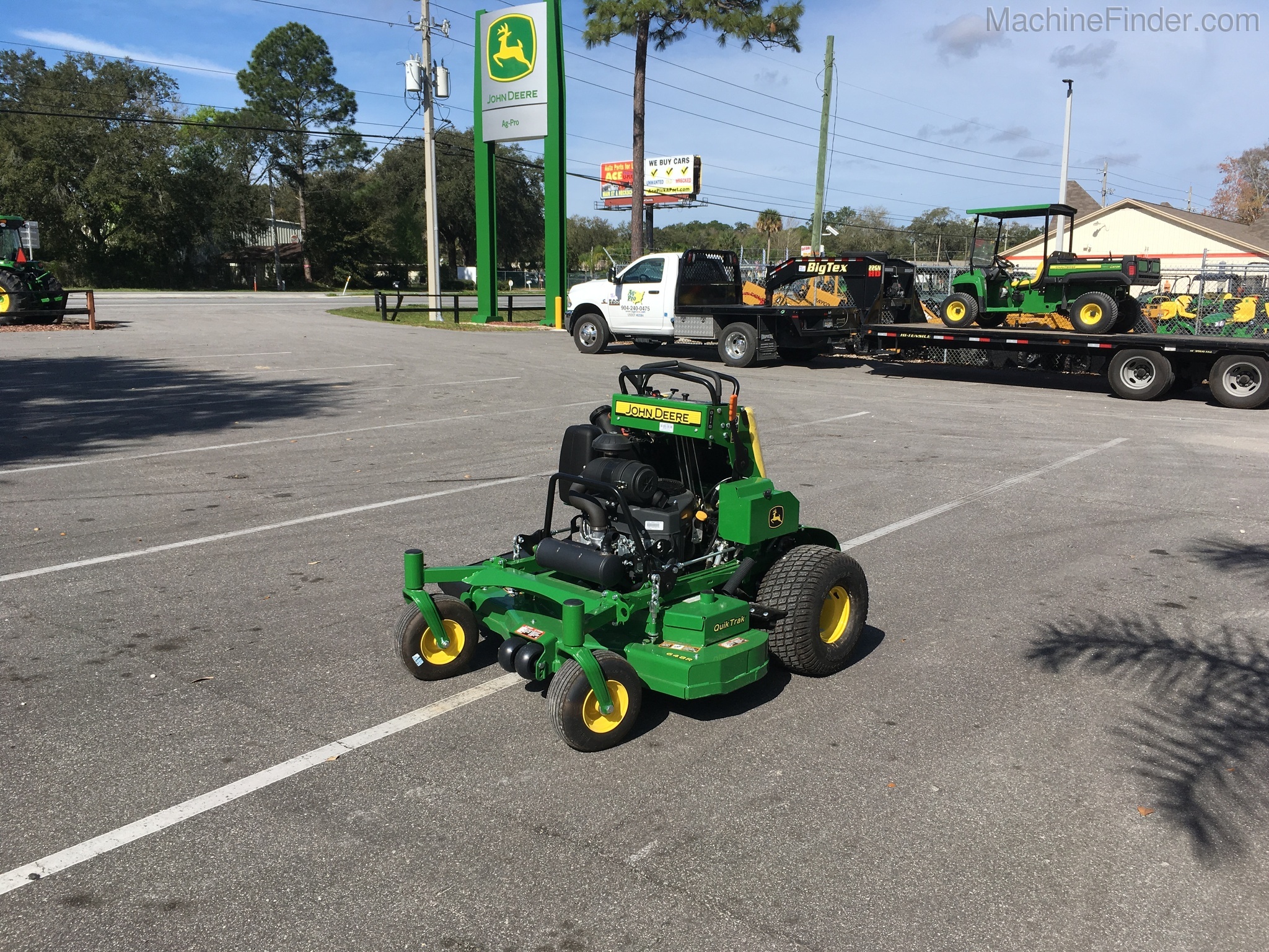 2020 John Deere 648R Image 1