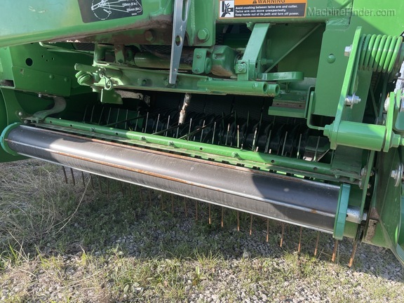John Deere 469 Image 2