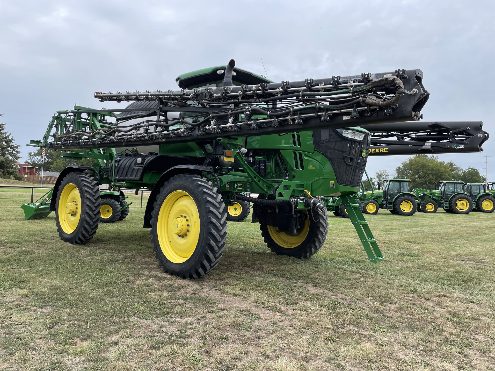  2019 John Deere R4044 at Heritage Tractor in Lockwood, MO