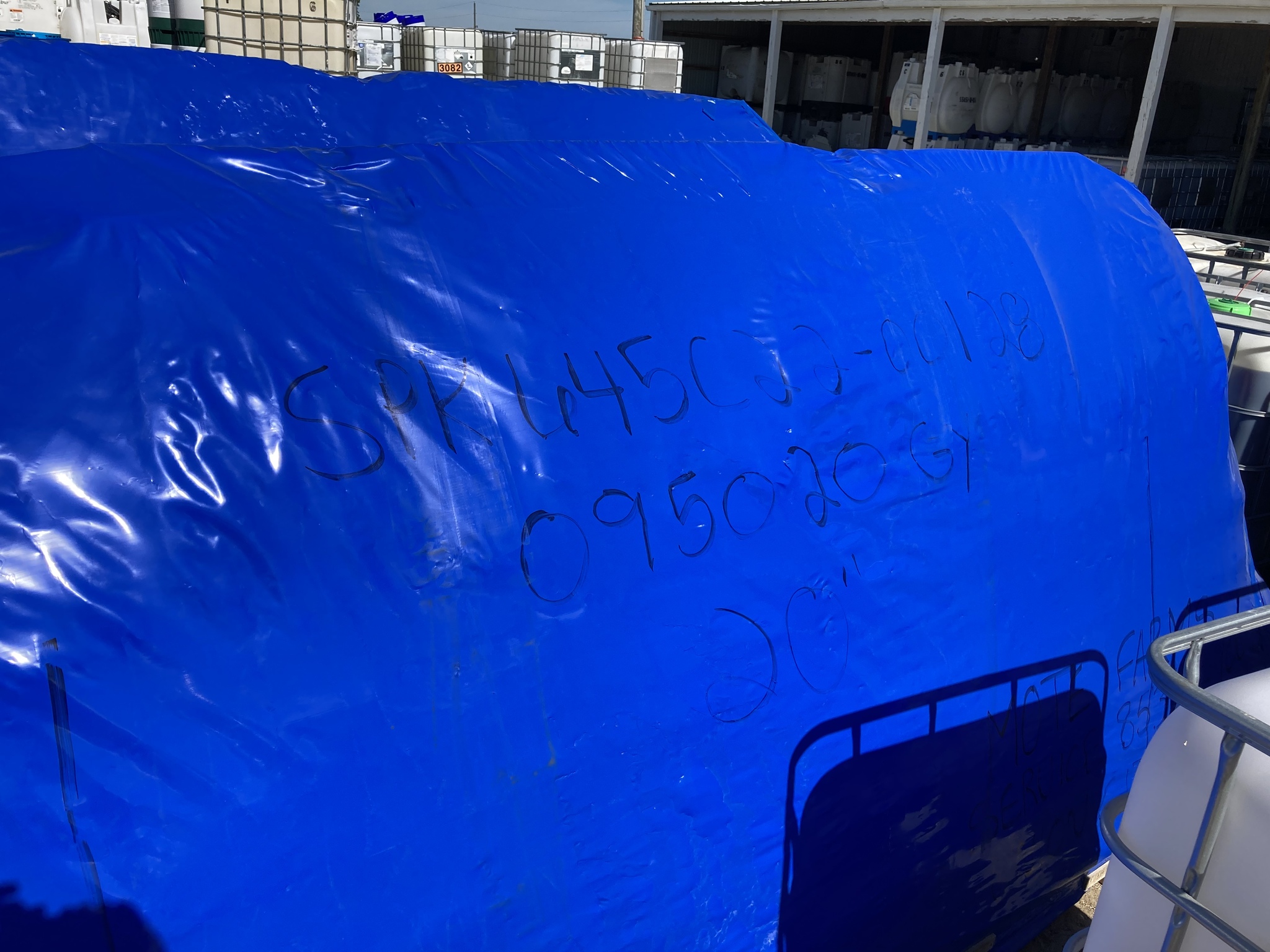 Used 2022 Willmar Fabrication Redball Self Propelled Sprayers at Koenig Equipment in Greenville, OH - PhotoXL4