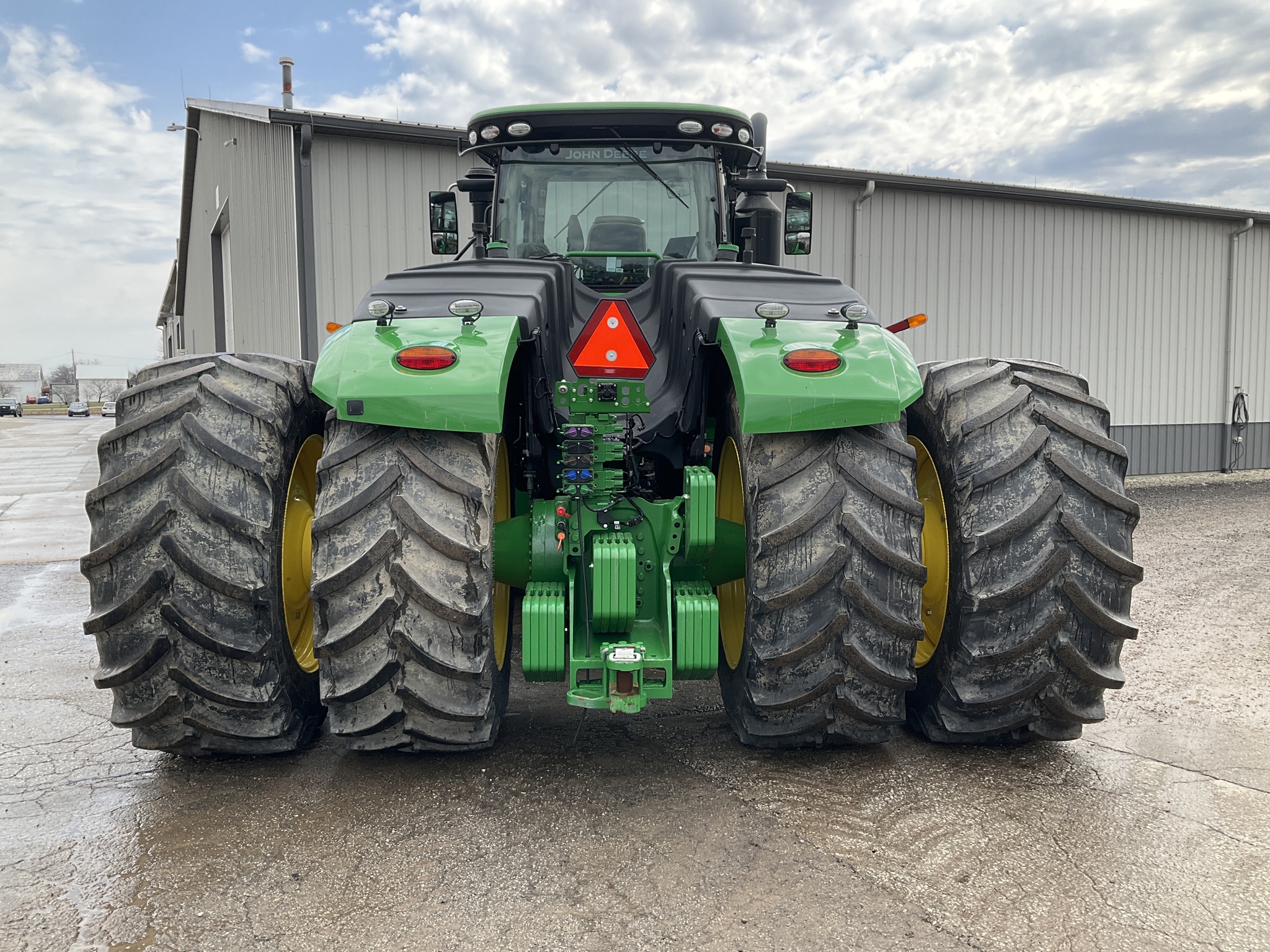 2021 John Deere 9570R Image 28