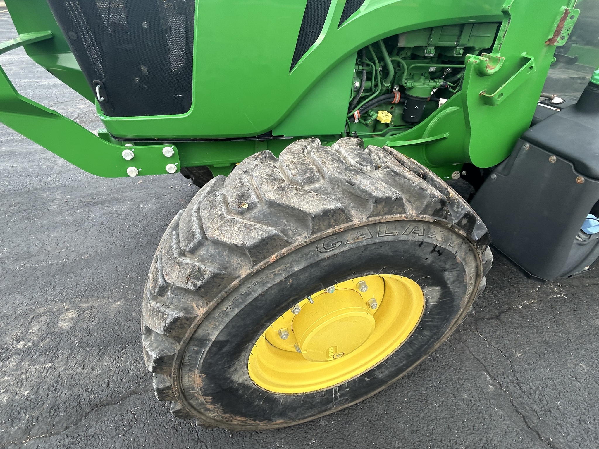  2022 John Deere 5090EL at Heritage Tractor in Anderson, MO