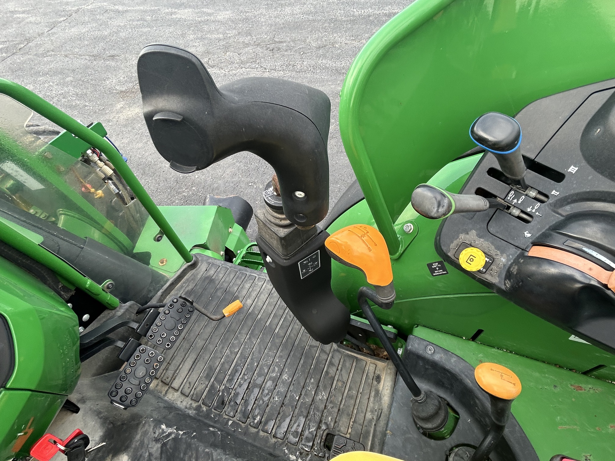  2022 John Deere 5090EL at Heritage Tractor in Anderson, MO