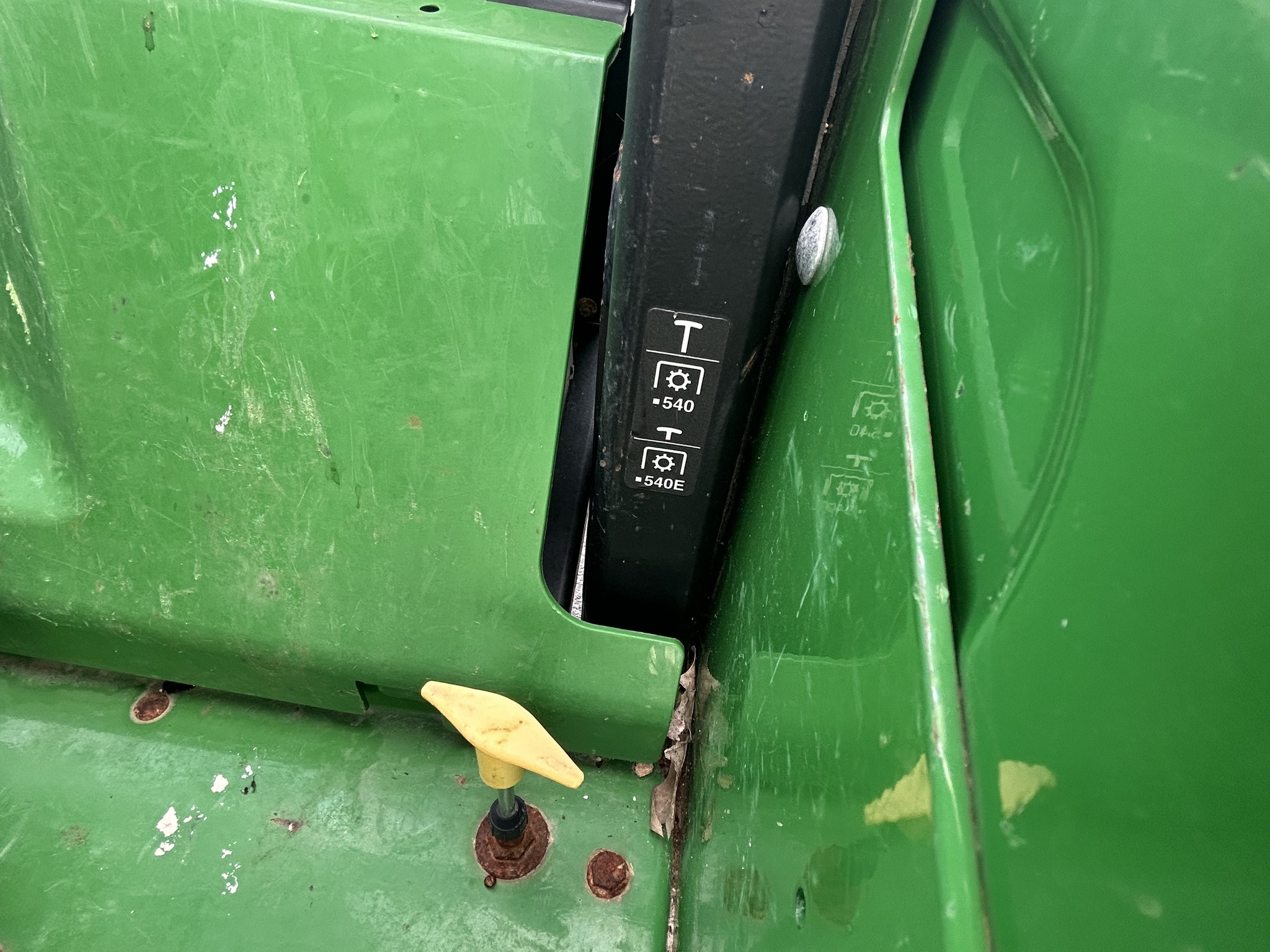  2022 John Deere 5090EL at Heritage Tractor in Anderson, MO